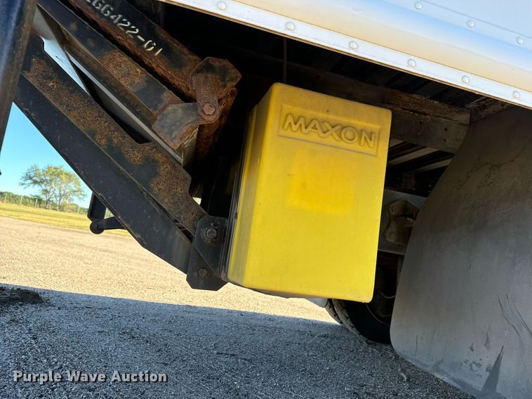 image for item MV9200 2007 Freightliner MT55 delivery truck