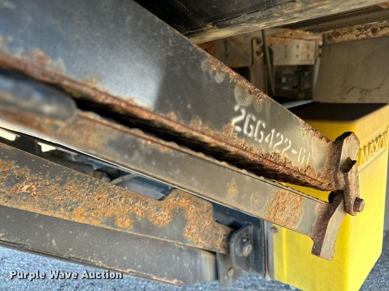 image for item MV9200 2007 Freightliner MT55 delivery truck