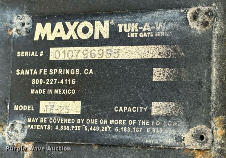 image for item MV9200 2007 Freightliner MT55 delivery truck