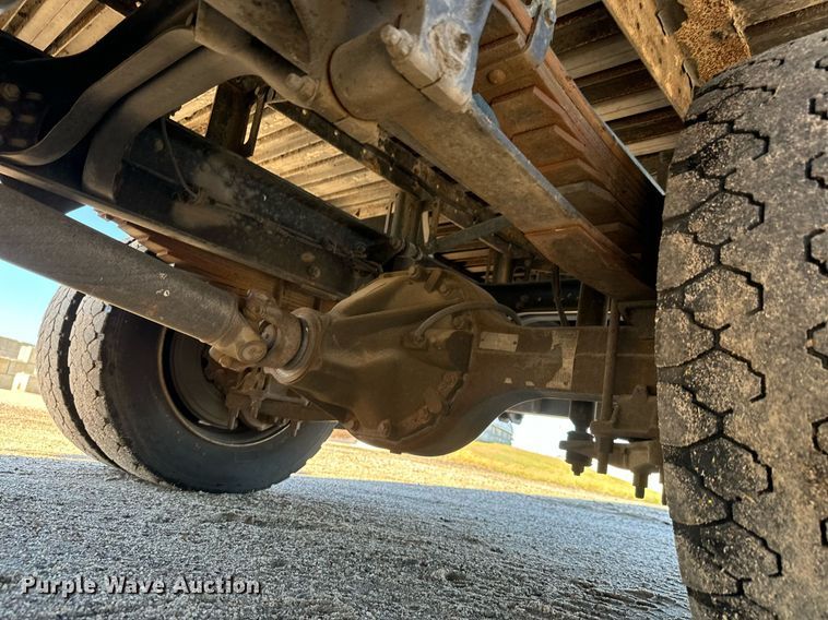 image for item MV9200 2007 Freightliner MT55 delivery truck