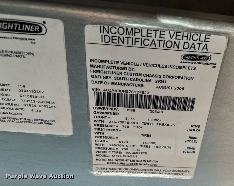 image for item MV9200 2007 Freightliner MT55 delivery truck