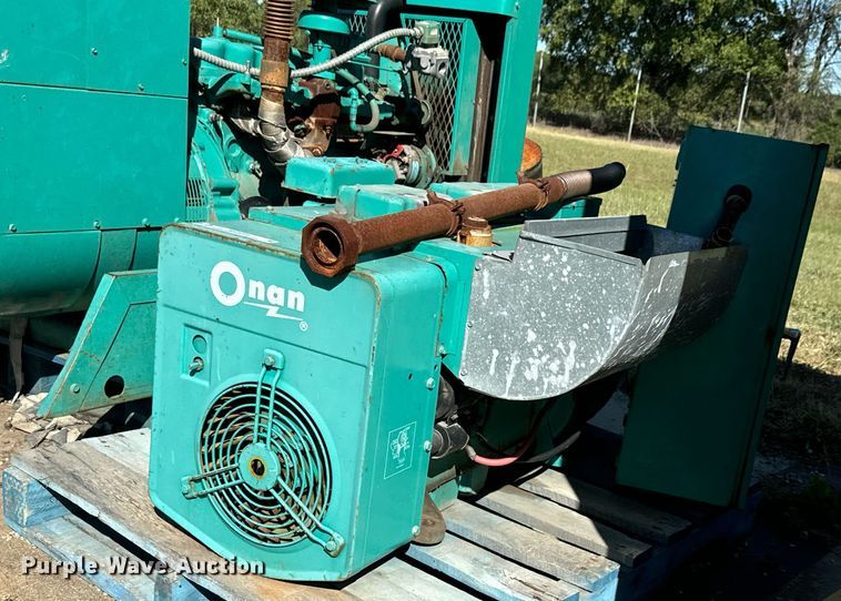 image for item MV9205 Onan 12.5JC-18R/16932AA generator