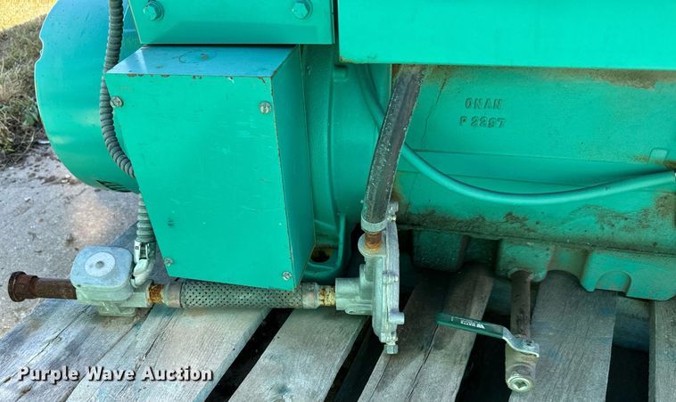 image for item MV9205 Onan 12.5JC-18R/16932AA generator