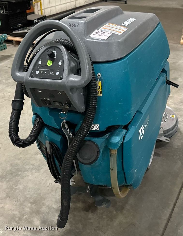 image for item MV9210 (3) Tenant floor scrubbers