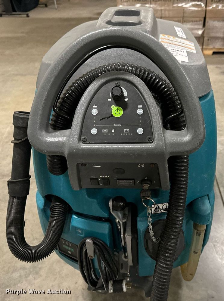 image for item MV9210 (3) Tenant floor scrubbers