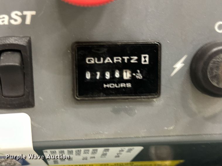 image for item MV9210 (3) Tenant floor scrubbers