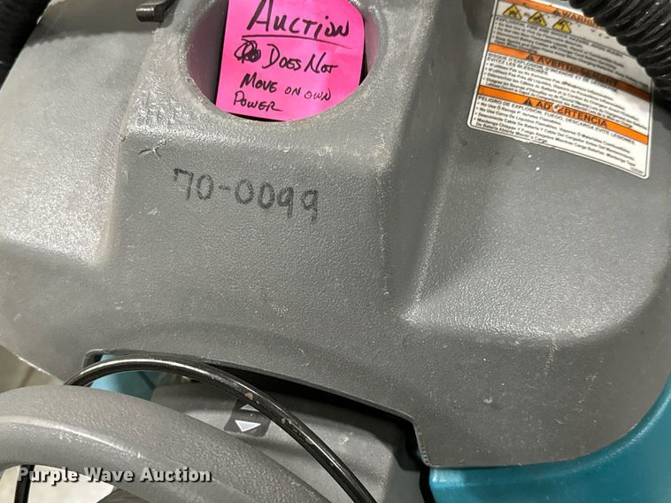 image for item MV9210 (3) Tenant floor scrubbers