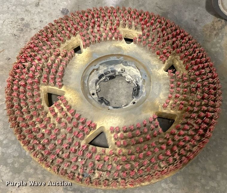 image for item MV9210 (3) Tenant floor scrubbers