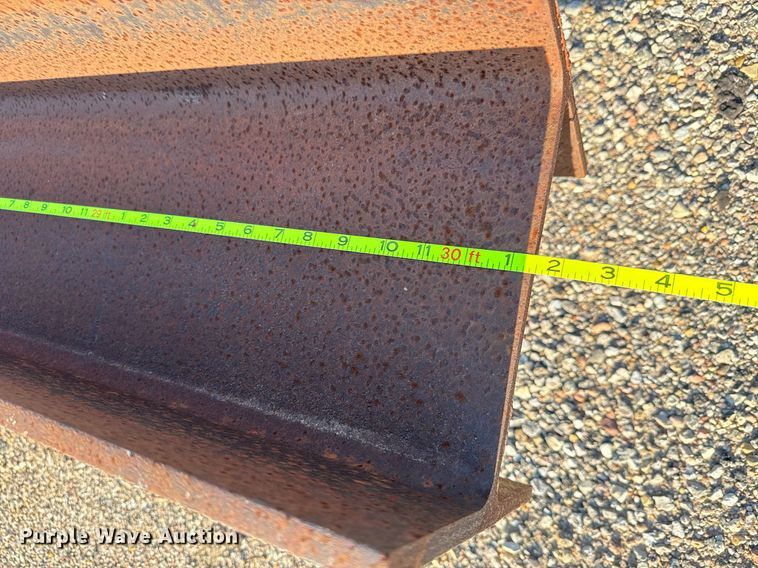 image for item MV9242 (13) I-beams