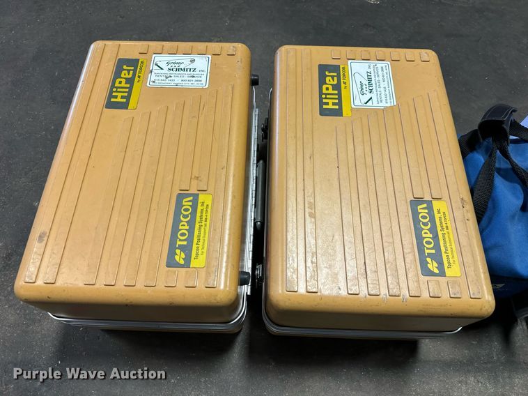 image for item MV9244 GPS surveying equipment