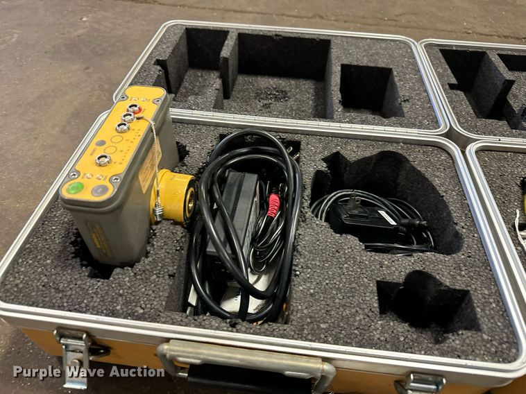 image for item MV9244 GPS surveying equipment