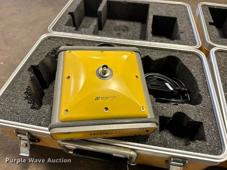 image for item MV9244 GPS surveying equipment