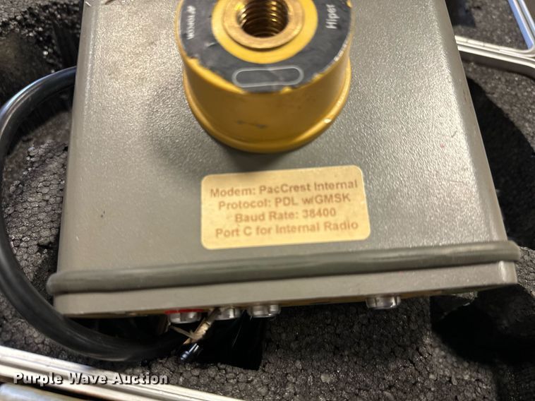 image for item MV9244 GPS surveying equipment