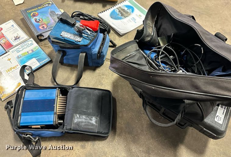 image for item MV9244 GPS surveying equipment