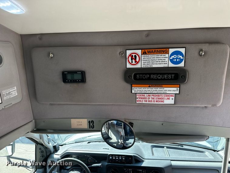 image for item MV9248 2017 Goshen Impulse Ford 220 shuttle bus