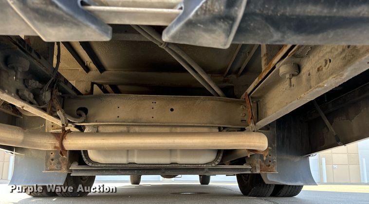 image for item MV9248 2017 Goshen Impulse Ford 220 shuttle bus