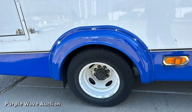 image for item MV9248 2017 Goshen Impulse Ford 220 shuttle bus