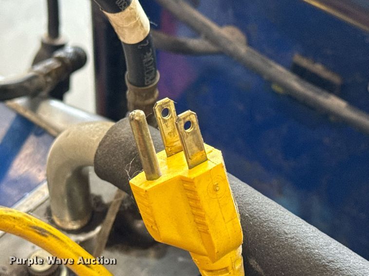 image for item MV9250 Viper VR 8000  AC recovery system