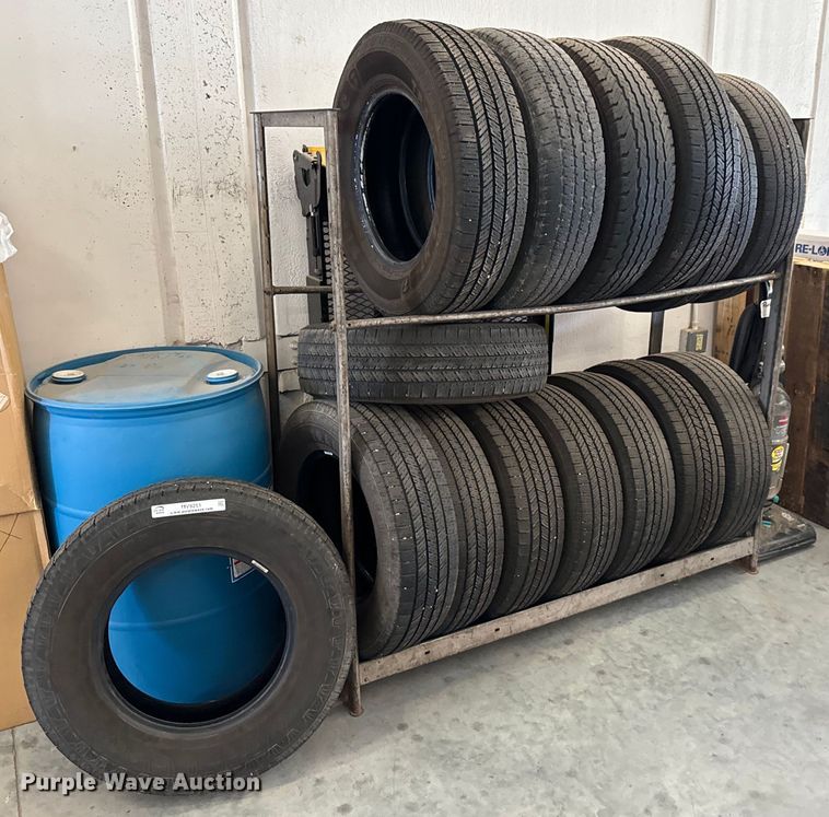 image for item MV9251 (15) 225/75R16 tires