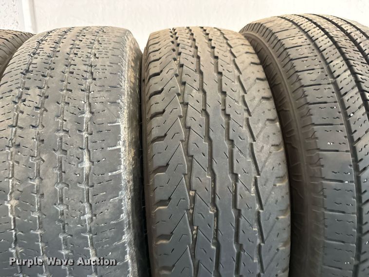 image for item MV9251 (15) 225/75R16 tires