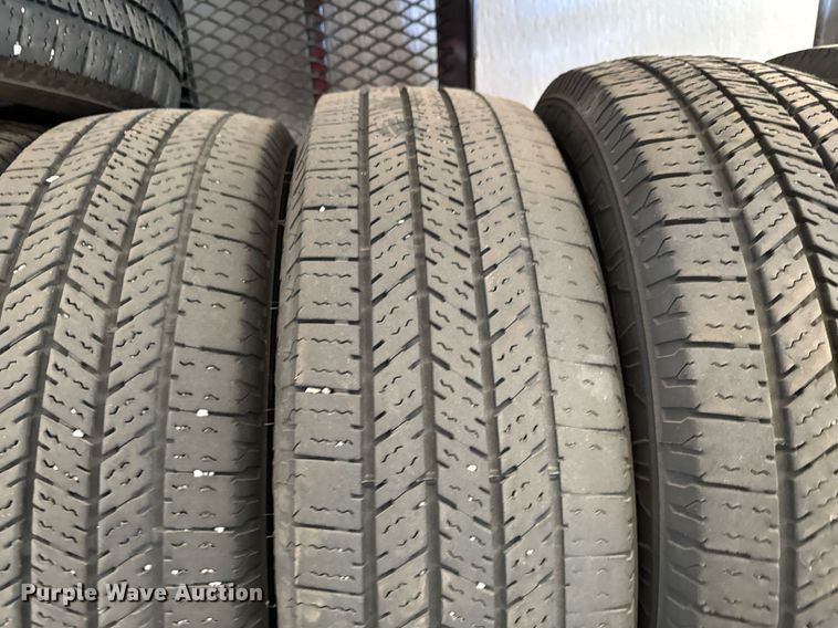 image for item MV9251 (15) 225/75R16 tires
