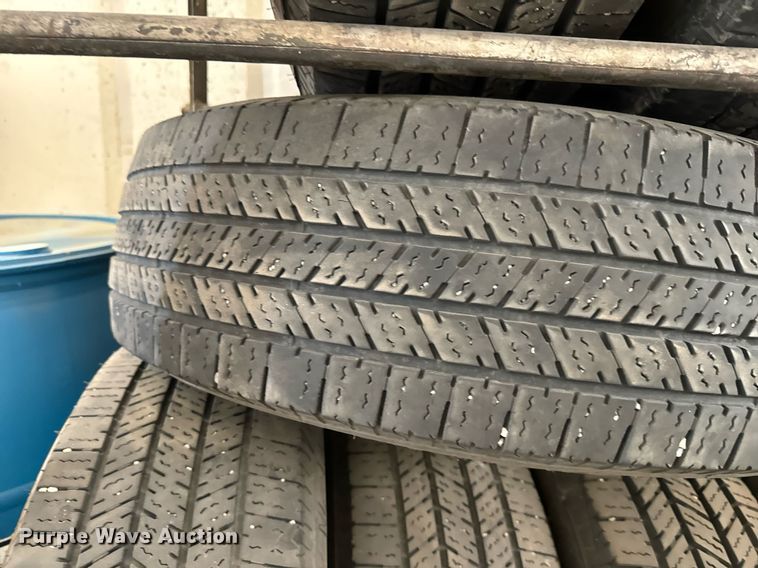 image for item MV9251 (15) 225/75R16 tires