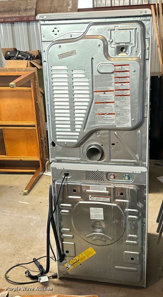 image for item MV9253 Whirlpool  washer and dryer 