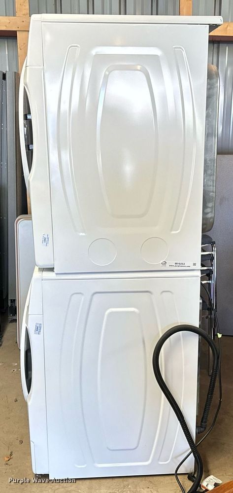 image for item MV9253 Whirlpool  washer and dryer 