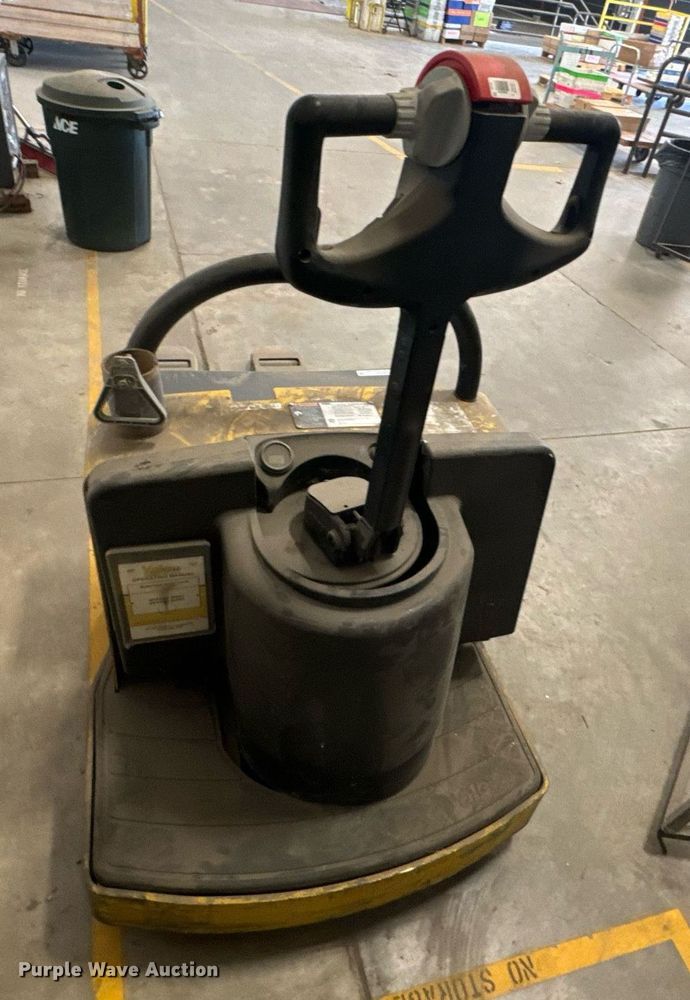 image for item MV9259 Yale MPE080LFN24T2748 order picker