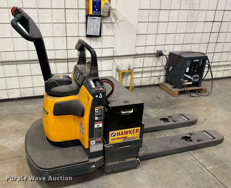 image for item MV9259 Yale MPE080LFN24T2748 order picker