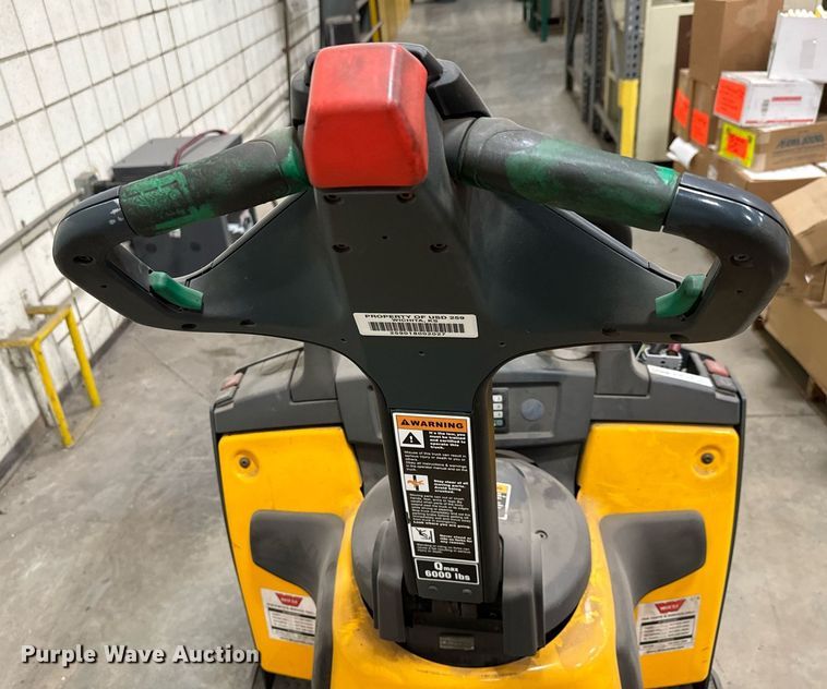 image for item MV9259 Yale MPE080LFN24T2748 order picker