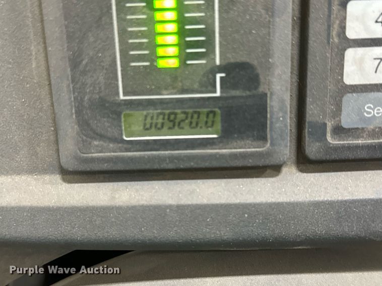 image for item MV9259 Yale MPE080LFN24T2748 order picker