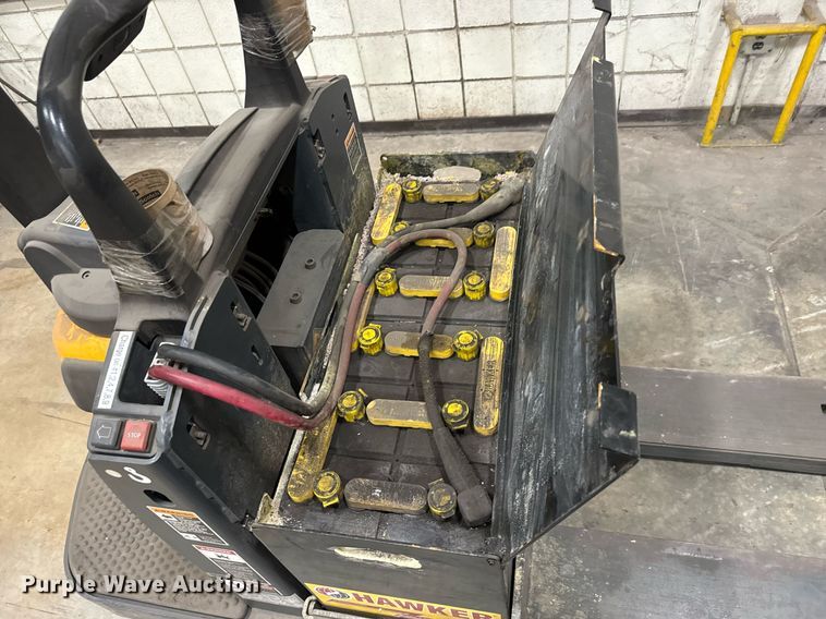 image for item MV9259 Yale MPE080LFN24T2748 order picker