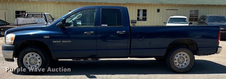 image for item NB9446 2006 Dodge Ram 1500 Quad Cab pickup truck