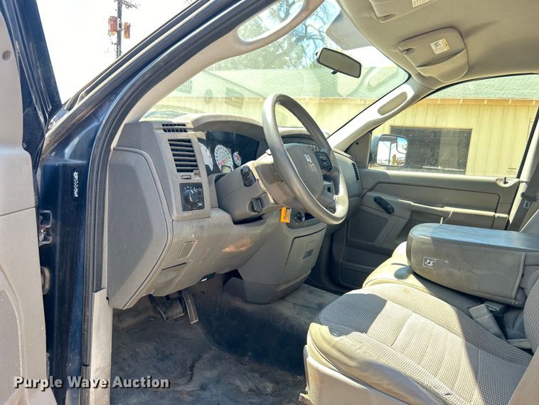 image for item NB9446 2006 Dodge Ram 1500 Quad Cab pickup truck