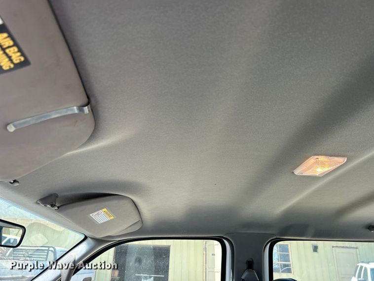 image for item NB9447 2000 Ford F350 Super Duty  Crew Cab pickup truck