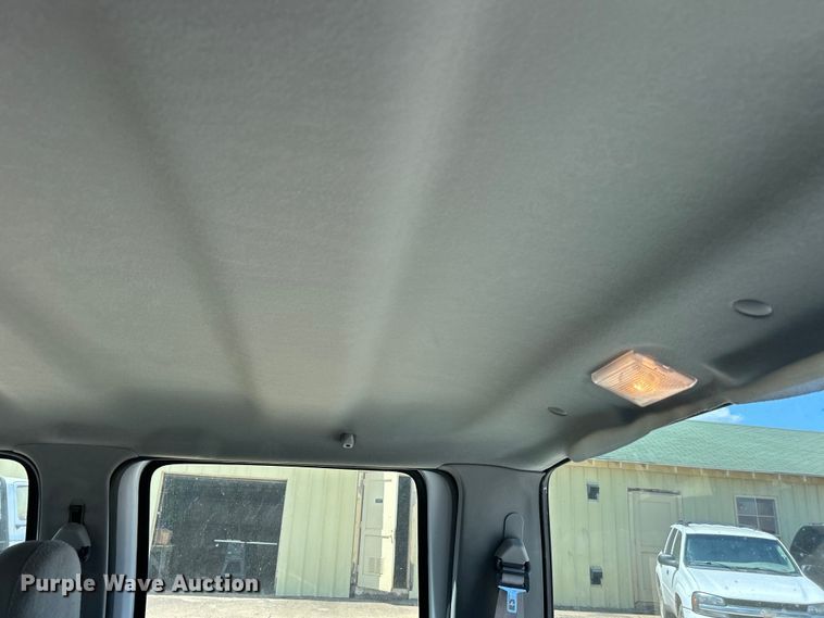 image for item NB9447 2000 Ford F350 Super Duty  Crew Cab pickup truck