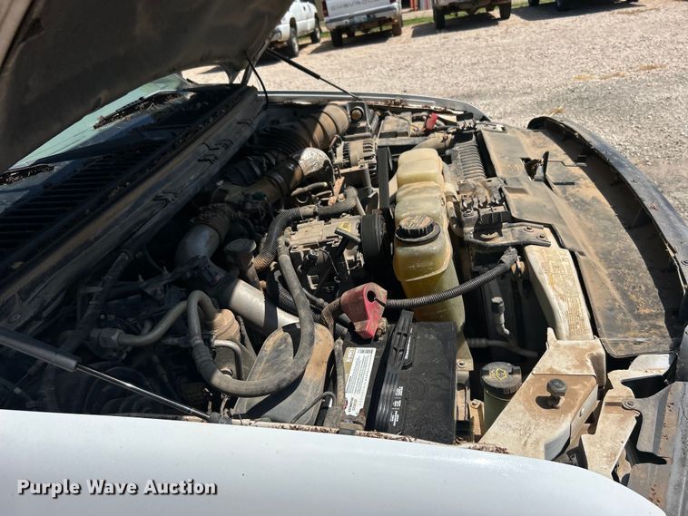 image for item NB9447 2000 Ford F350 Super Duty  Crew Cab pickup truck