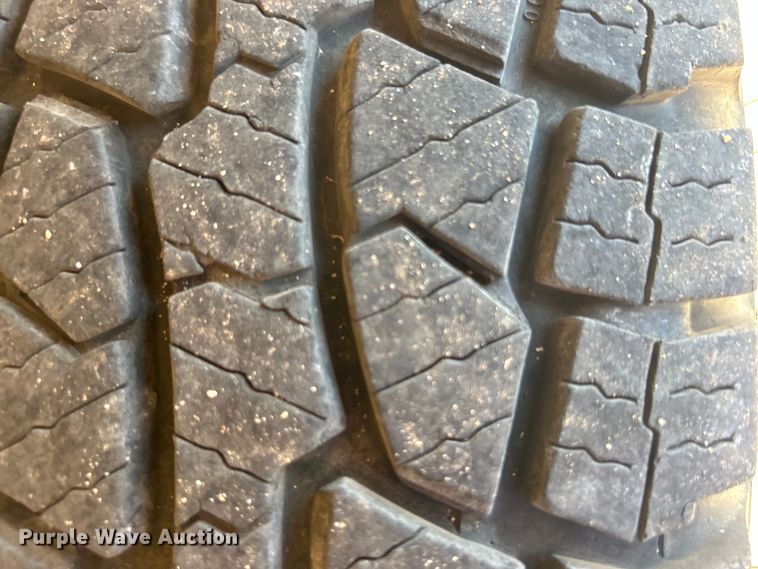 image for item NB9447 2000 Ford F350 Super Duty  Crew Cab pickup truck