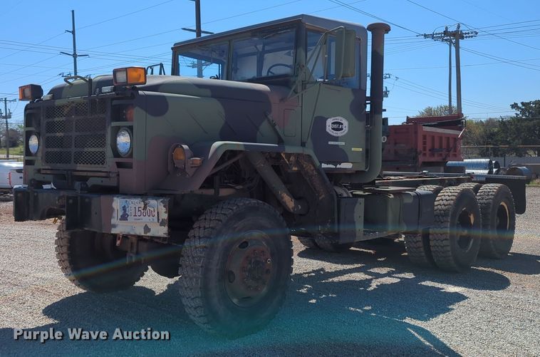 image for item NG9447 2004 AM General truck cab and chassis