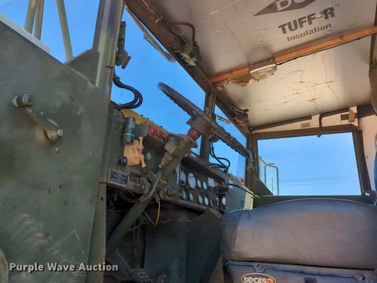 image for item NG9447 2004 AM General truck cab and chassis