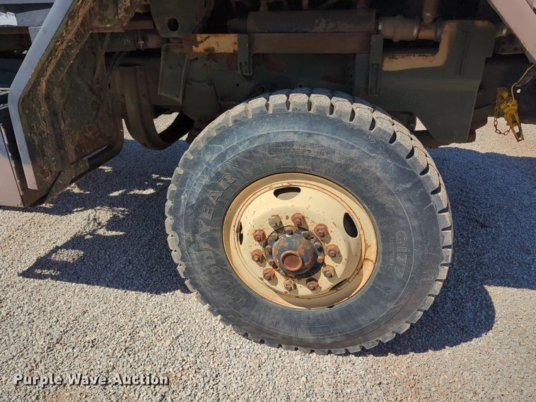 image for item NG9447 2004 AM General truck cab and chassis