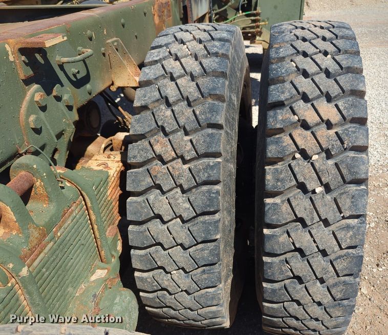 image for item NG9447 2004 AM General truck cab and chassis