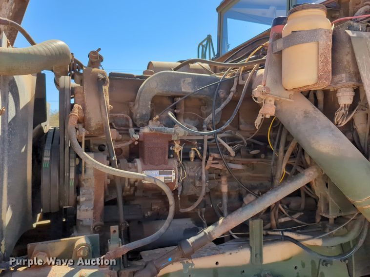 image for item NG9447 2004 AM General truck cab and chassis