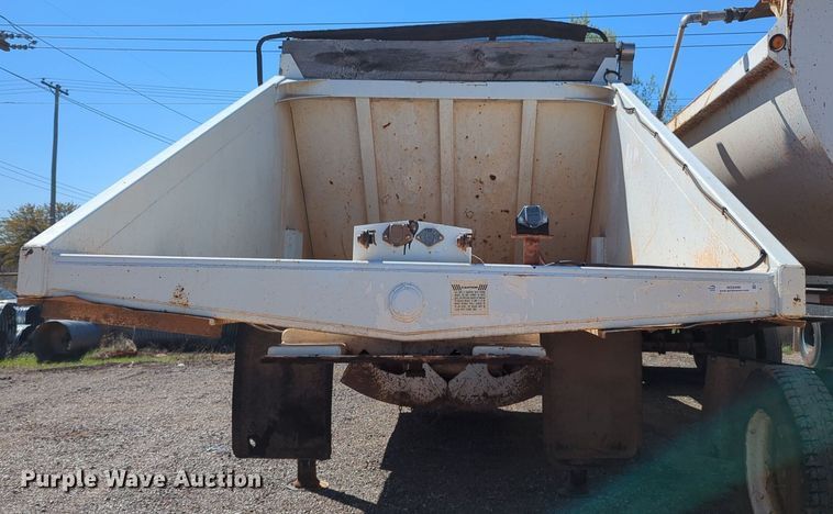 image for item NG9448 1996 Ranch Mfg Co bottom dump trailer
