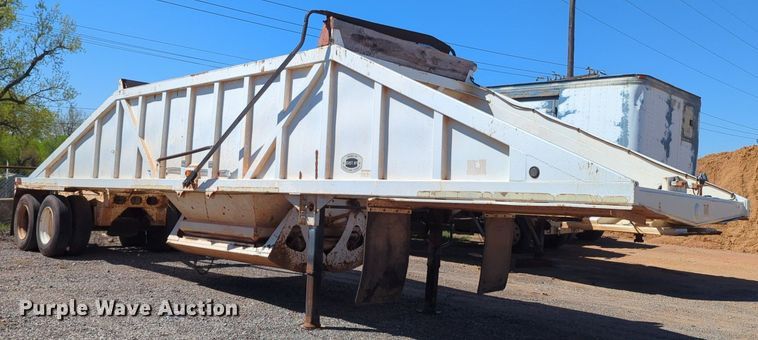 image for item NG9448 1996 Ranch Mfg Co bottom dump trailer