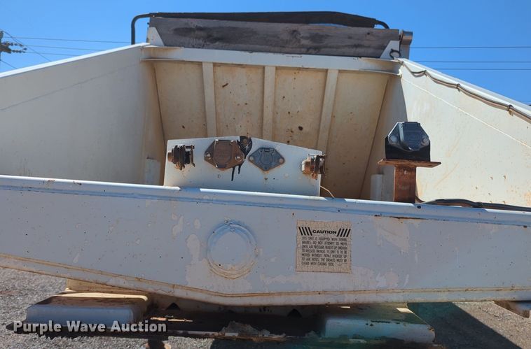 image for item NG9448 1996 Ranch Mfg Co bottom dump trailer
