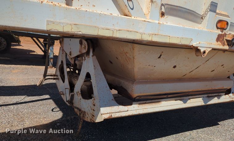 image for item NG9448 1996 Ranch Mfg Co bottom dump trailer