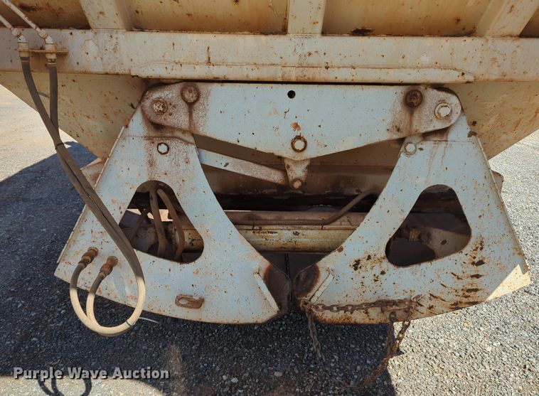 image for item NG9448 1996 Ranch Mfg Co bottom dump trailer