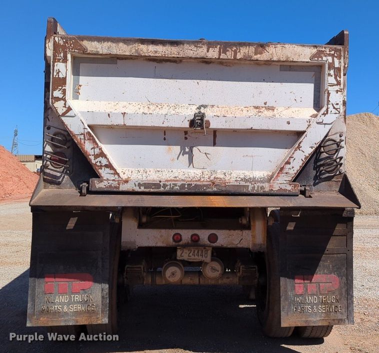 image for item NG9449 2002 CTS end dump trailer